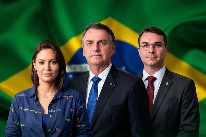 Michelle versus Flávio: o público e o privado nos rumos da disputa pelo poder no Brasil