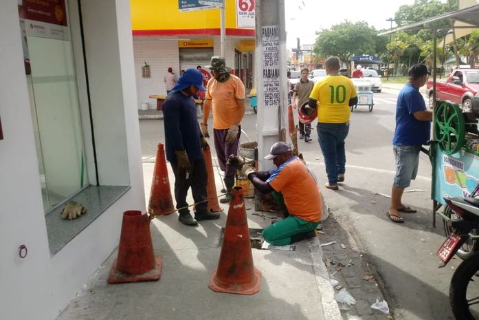 Seminfra mantém serviços de desobstrução de galerias em Arapiraca