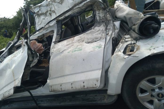 Acidente envolvendo quatro veículos deixa dois mortos e seis feridos na BR-423