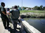 Fiscalização flagra lançamento de esgoto em afluente do Rio São Francisco