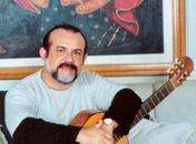 Tempos de pandemia: juiz arapiraquense grava música sobre a falta do abraço