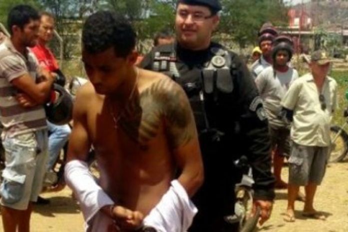 Um morre e outro fica ferido em troca de tiros com a polícia