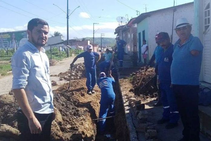 Serginho acompanhando as obras por toda a cidade