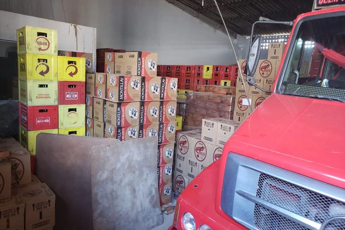 Ação aconteceu, após denúncia anônima, na noite desta quinta-feira (30).