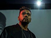 ‘Edi Rock’ lança álbum solo e fala sobre 30 anos de Racionais