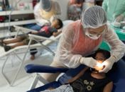 Tratamento dentário preventivo melhora saúde bucal de estudantes dos CMEIs de Maceió
