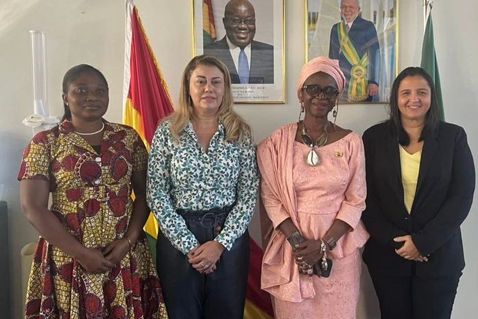Taciana Correia foi a Brasília e fez visita de cortesia à Embaixada de Gana. Que iniciativa massa!