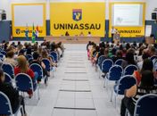 Diretores de escolas municipais debatem liderança na era da Inteligência Artificial