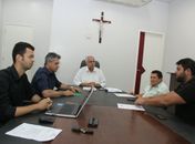 Teófilo recebe membros do Comitê de Ações para a Região da Perucaba