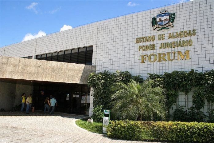 Ex-policial é julgado em Arapiraca por assassinato de Edler Lira