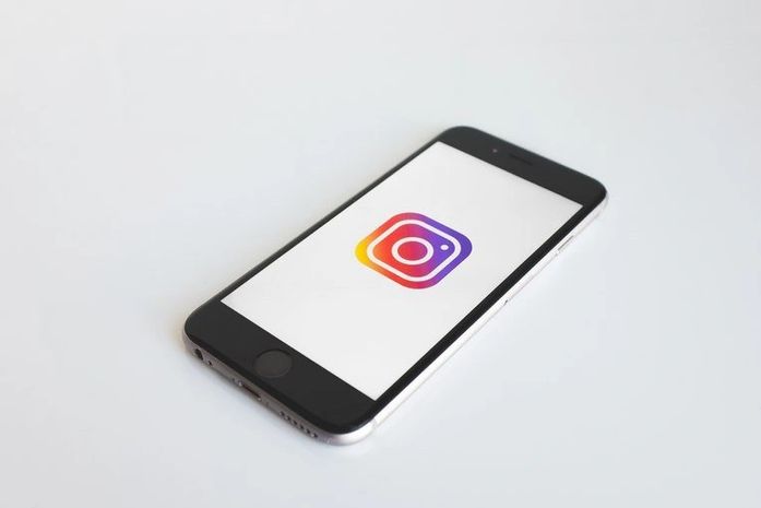Instagram lança central de informações sobre Covid-19; saiba como acessar