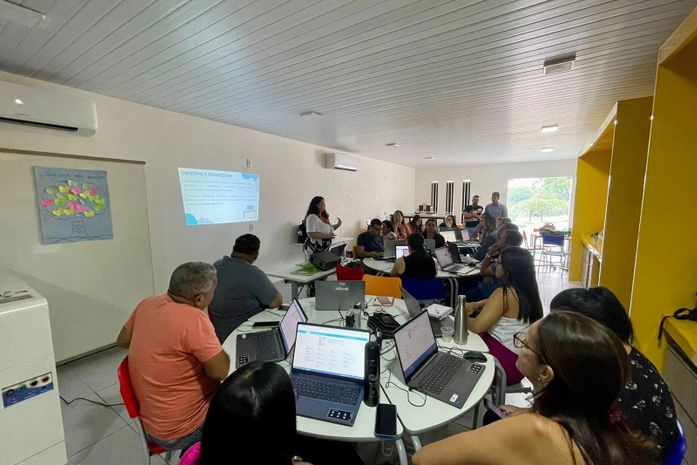 Educação de Branquinha realiza formação para implantação do sistema de gestão escolar