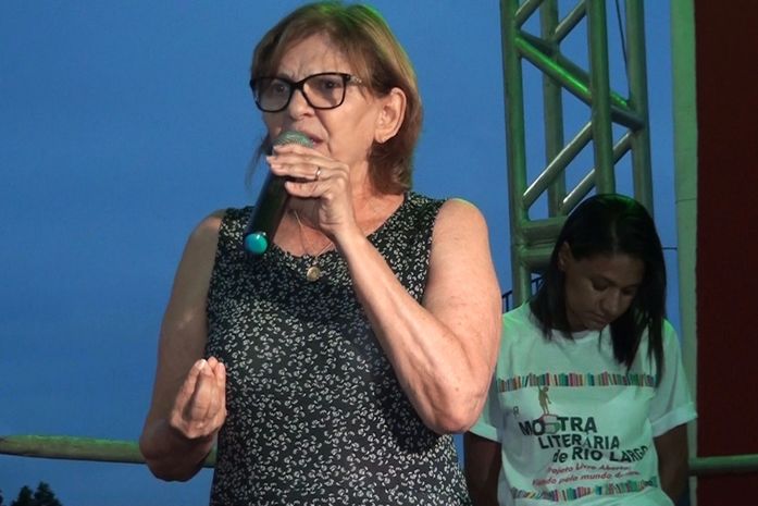 Prefeita de Rio Largo Eliza Alves participa de mostra literária