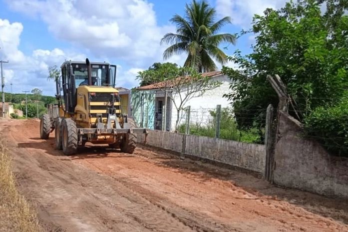 Prefeitura de Arapiraca anuncia força-tarefa para recuperação de estradas vicinais