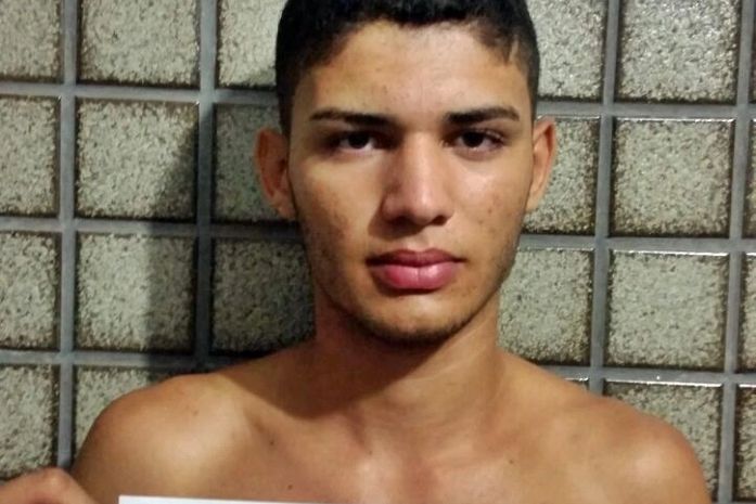 Após denúncia de vizinhos, jovem é preso por agredir mãe e irmã