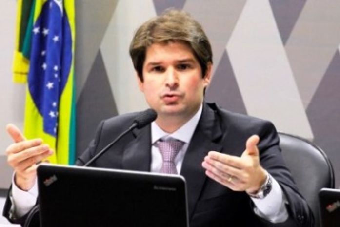 Afilhado de Renan e Gilmar Mendes é indicado ao CNJ