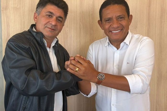 Maurício Tenório declara apoio a Júlio Cezar e fortalece articulação para 2026 em Atalaia