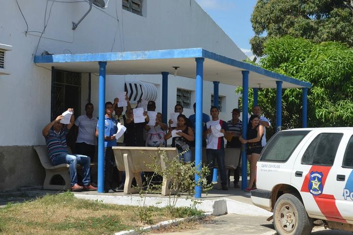 Candidatos foram na delegacia