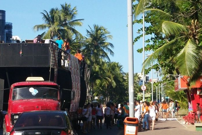 Ativistas fazem marcha em defesa dos animais e cobram políticas públicas