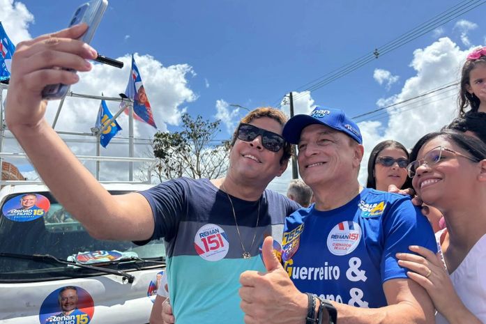 Galba Novaes participa de caravana com Renan Filho e recebe apoio da população na parte alta de Maceió