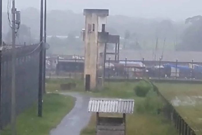 Tentativa de fuga deixa mais de 20 mortos em presídio de Belém