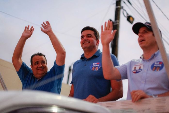 Rui e Arthur realizam caravana nesta segunda-feira (12), em Maceió