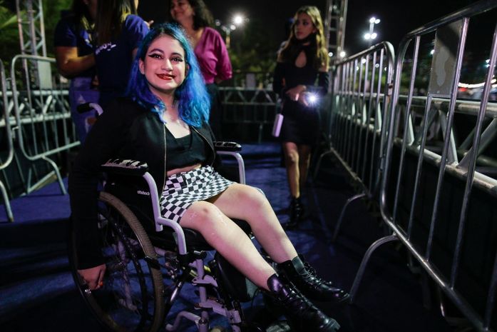 Público terá local exclusivo nos shows, e vans levarão as pessoas para os eventos