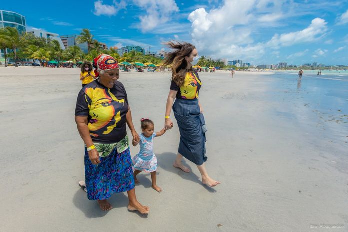 Graças a ação da deputada estadual, Jó Pereira, uma das mais velhas, do quilombo Lagoa do Algodão, agora pode enxergar melhor o mundo, quase todo