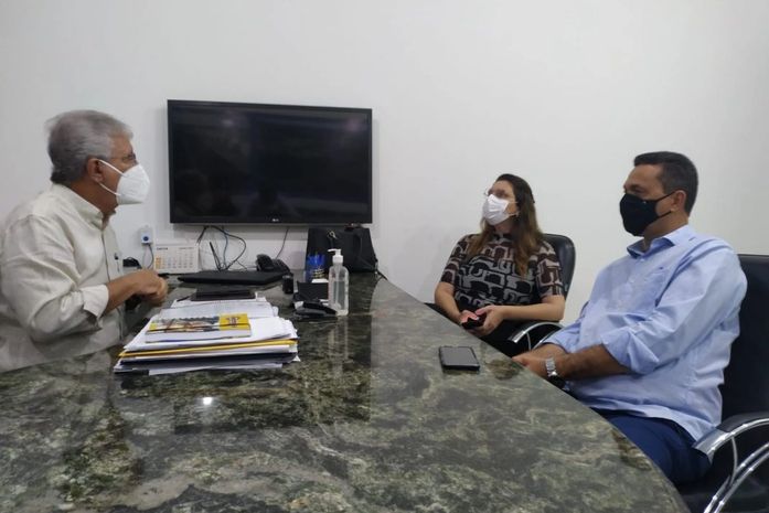 Marlan Ferreira reivindica obras para Limoeiro em reunião com diretor do DER/AL