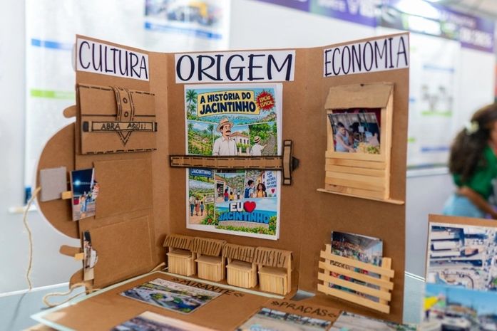 Estudantes da rede municipal apresentam projeto em evento de pesquisa e inovação