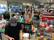 Preços dos alimentos cairão mais nas próximas semanas, diz ministro