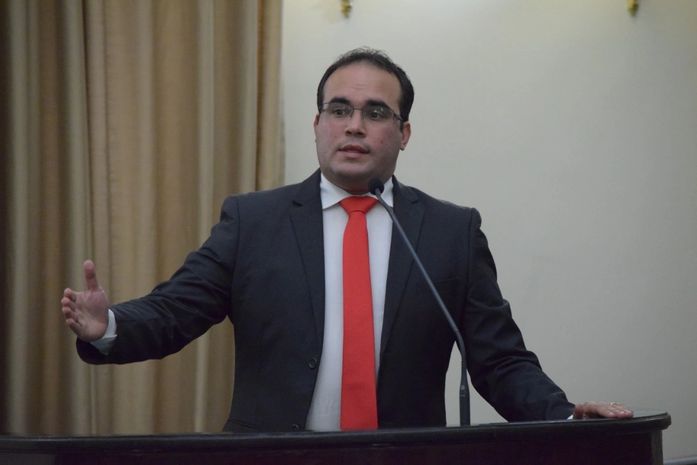 Davi Maia aponta problemas na PPP do sistema de saneamento básico de Maceió