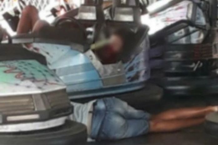 Homens são assassinados dentro de brinquedo em parque de diversões