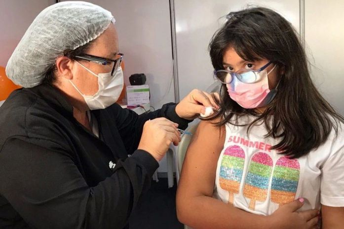 Maceió retoma aplicação da Pfizer Baby para crianças de 6 meses a 4 anos de idade