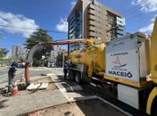 Prefeitura de Maceió retira mais de 400 toneladas de entulhos da rede de drenagem