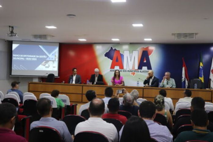 AMA e Tribunal de Contas orientam equipes sobre importância do IEGM