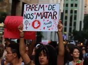 Por que, Julia Brito,  não mobiliza as primeiras damas dos municípios alagoanos  para  formação de  uma Rede de Apoio Estadual de  Enfrentamento à Violência de Gênero?