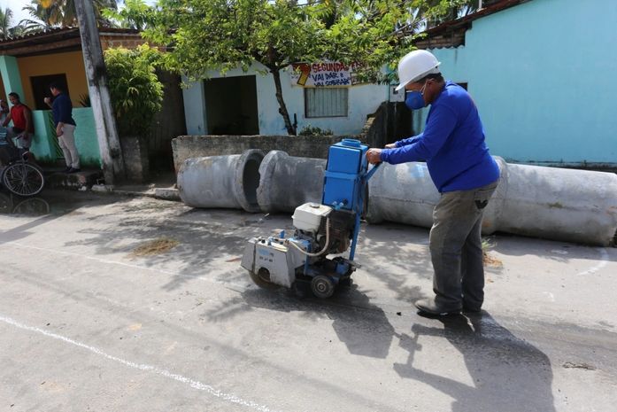 Prefeitura inicia drenagem na Rua da Mangueira, na Ilha de Santa Rita