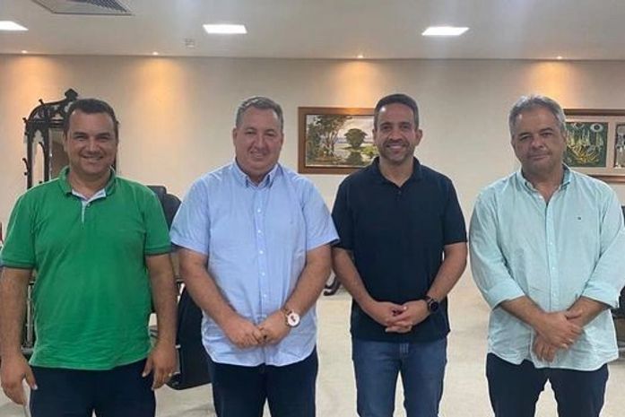 Vilela diz que Porto de Pedras terá novidades depois que esteve com governador e secretário