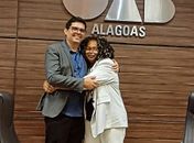 Isaac Souto, o defensor público,  é um sujeito de direito, bem direito, por quem  esta ativista, Arísia Barros,  tem um carinho indescritível