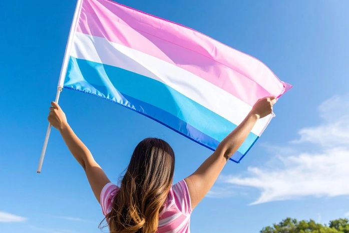 "Esperar 10 anos no SUS mata": Rede na Ufal quer garantir saúde trans e combater barreira em AL
