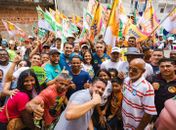 Com forte apoio em Maceió, Rafael Brito reafirma compromisso com educação em caminhada no Benedito Bentes
