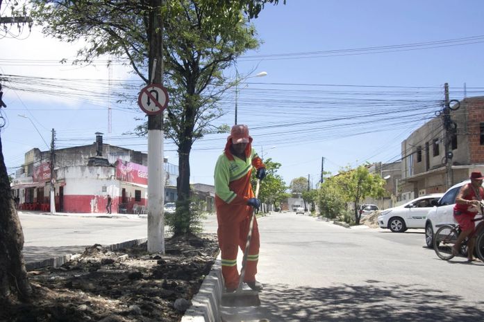 Obras da Prefeitura avançam na orla da Lagoa Mundaú, que irá ganhar mais um parque linear