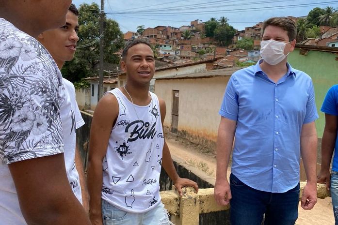 No Reginaldo, Davi Davino Filho anuncia o "Wifi nas Grotas"