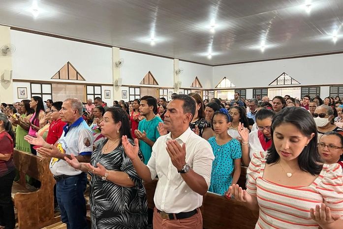 São Sebastião reúne multidão durante procissão do co-padroeiro