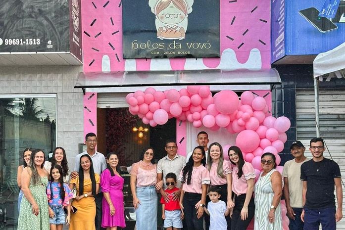 Com apoio da Casa do Empreendedor, casal de Limoeiro de Anadia transforma banca de cachorro-quente em fábrica de sonhos