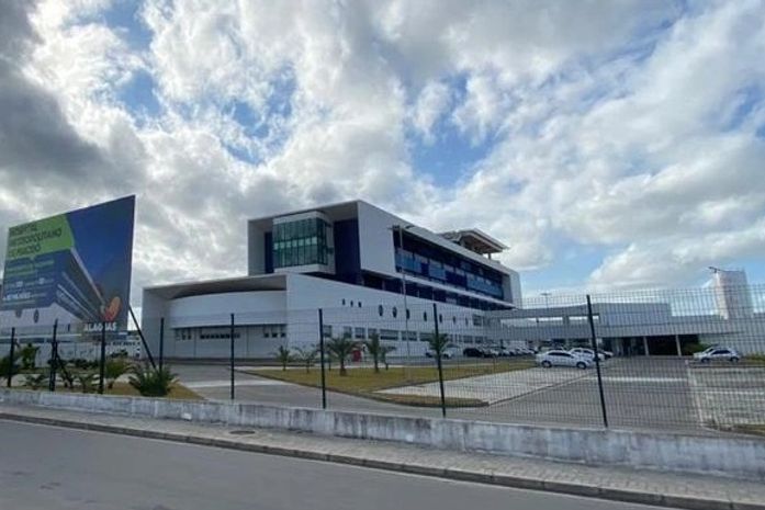 Média de idade dos pacientes internados com Covid-19 em Alagoas é de 58 anos