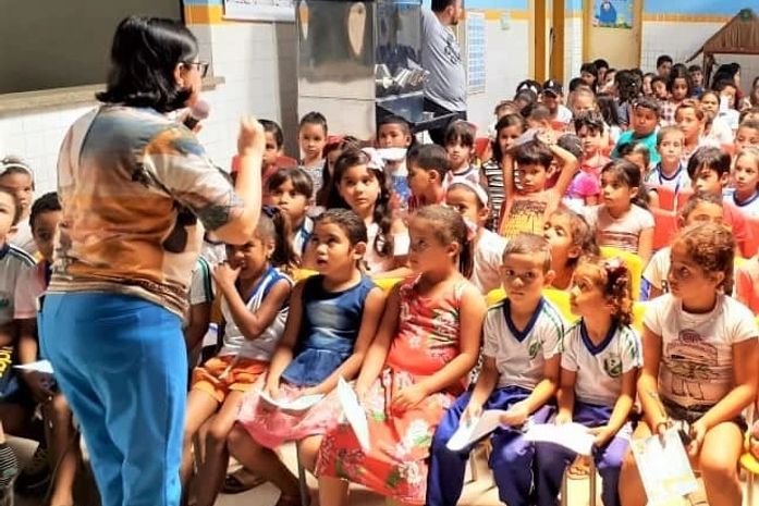 Vereadora Gilvania Barros participa do encerramento da competição do Programa Soletrando, no Sitio Flexeiras