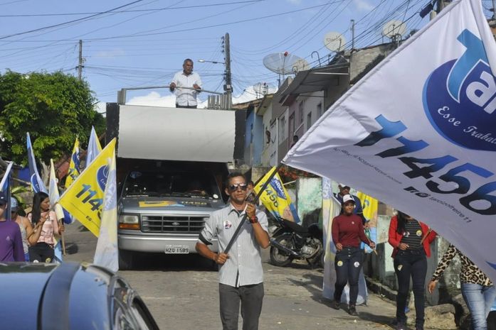 Candidatos mostram força da campanha nas ruas de Arapiraca