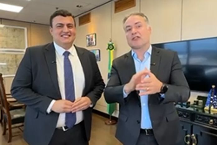 Prefeito Carlos garante investimento de R$ 4 milhões para construção do primeiro estádio de futebol de Rio Largo